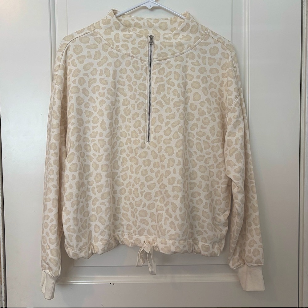 Old Navy French Terry 1/4-Zip Drawstring Hem Pullover Cream Leopard Print Size S